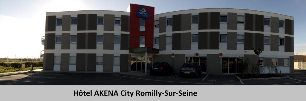 Akena City De Romilly Hotel Exterior photo